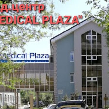 דנייפרופטרובסק Apartment On Oleksandra Polia Avenue 110 מראה חיצוני תמונה